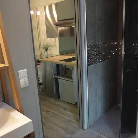 아파트 Studio De Luxe Avec Jacuzzi Et Sauna Privatifs *